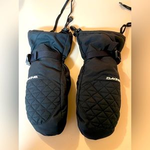 Women’s snowboarding mittens